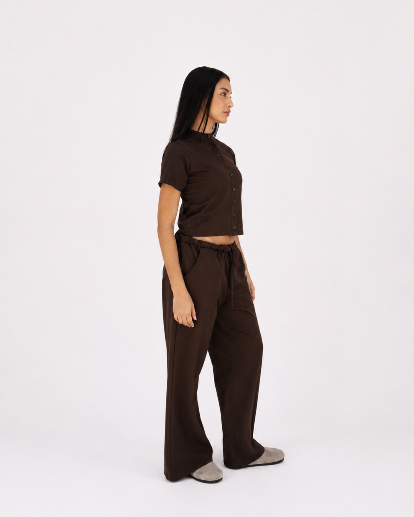 Relaxed set in brown (Top + Pants)