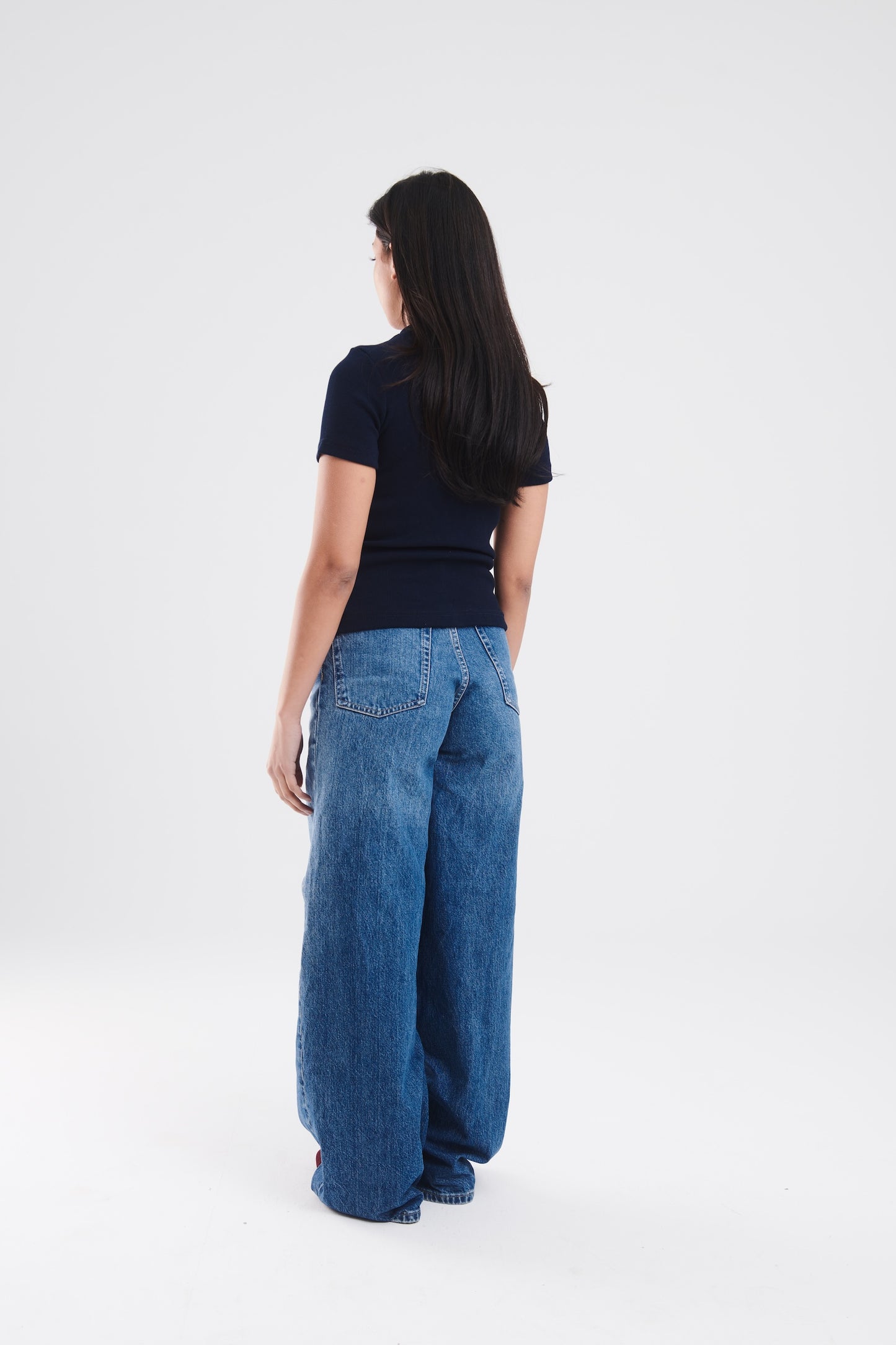 The everyday Tee in navy