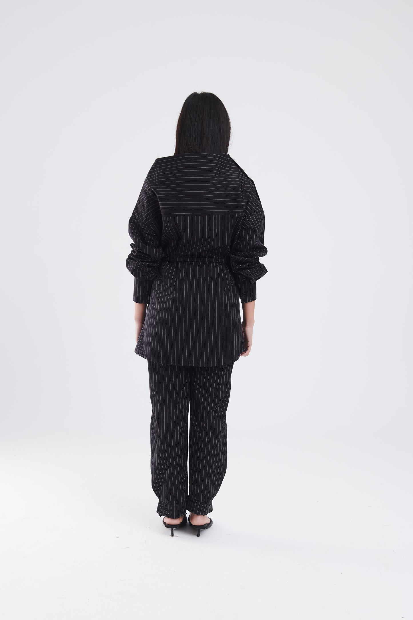 Deconstructed Tailored set in black (Top + Pants)