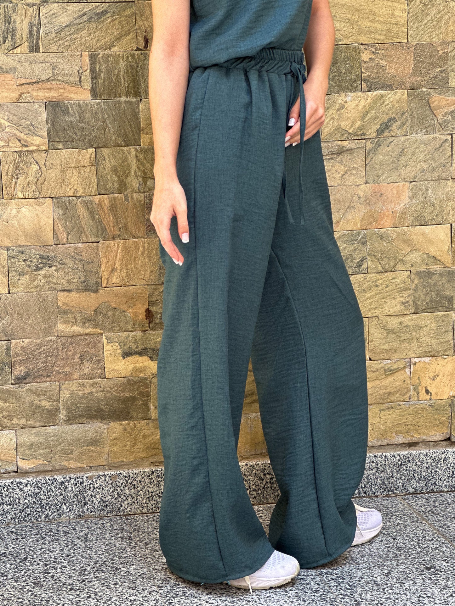 Tangled pants in blue