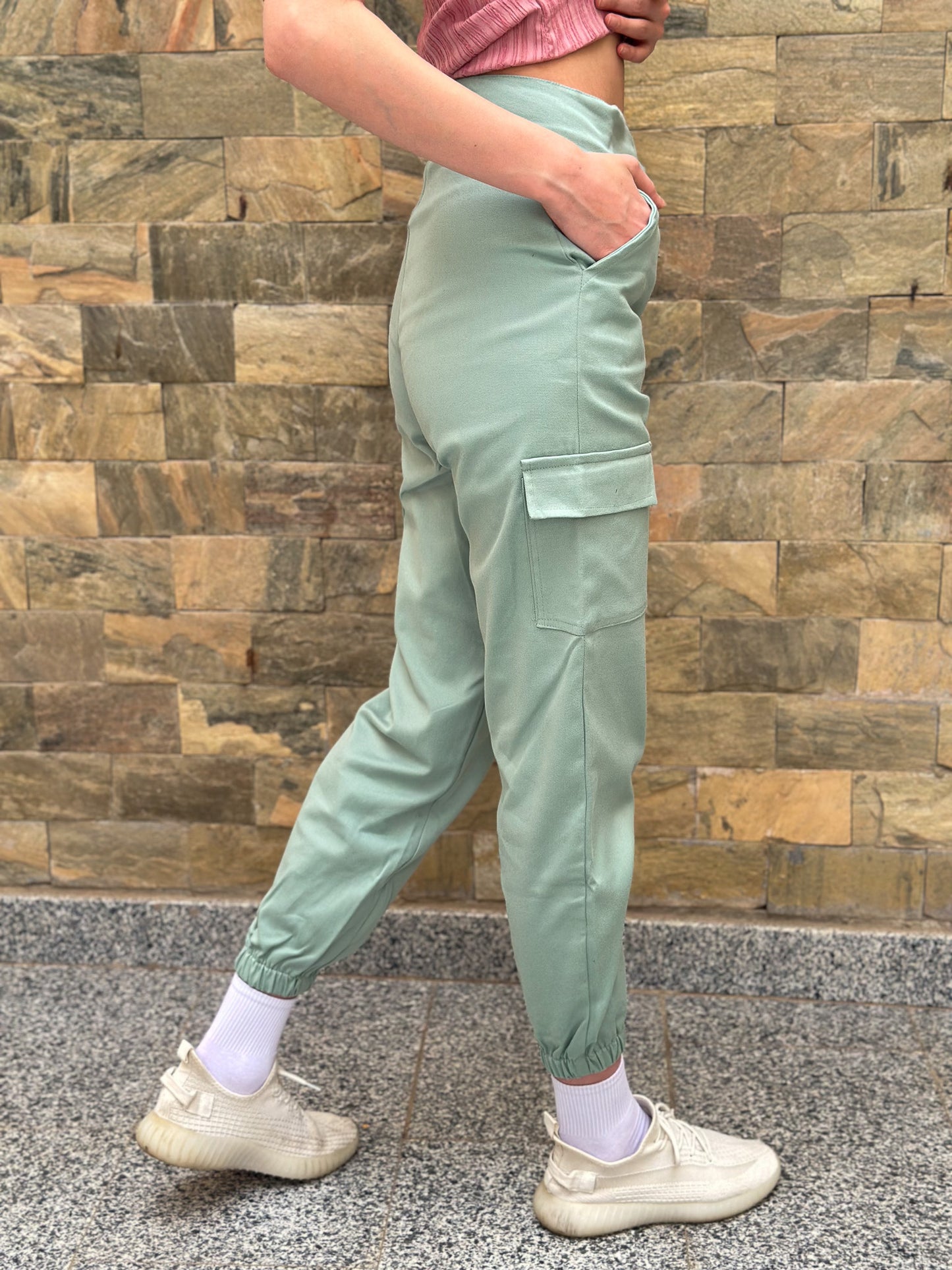 Military pants in turquoise