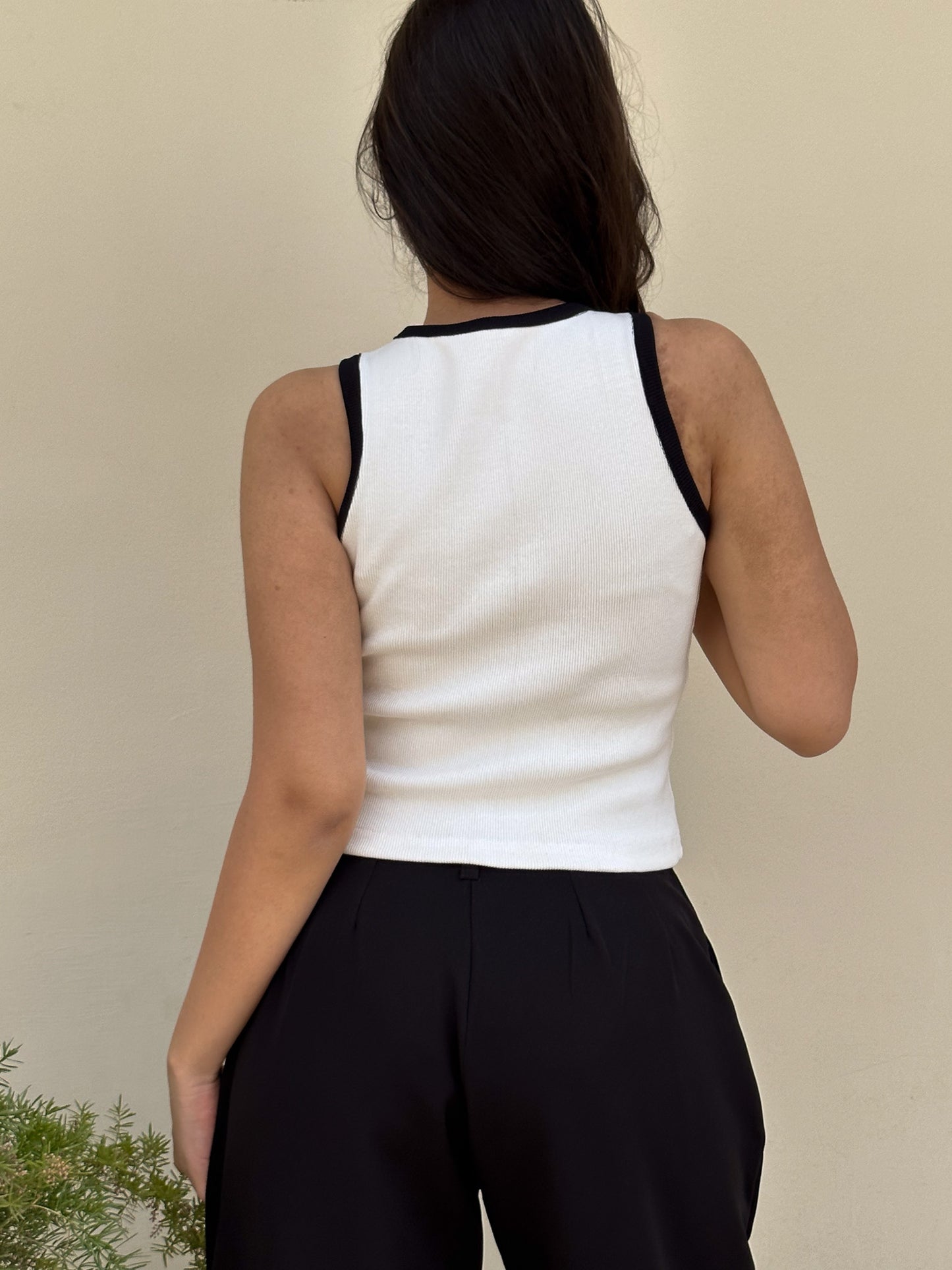 Everyday top in white