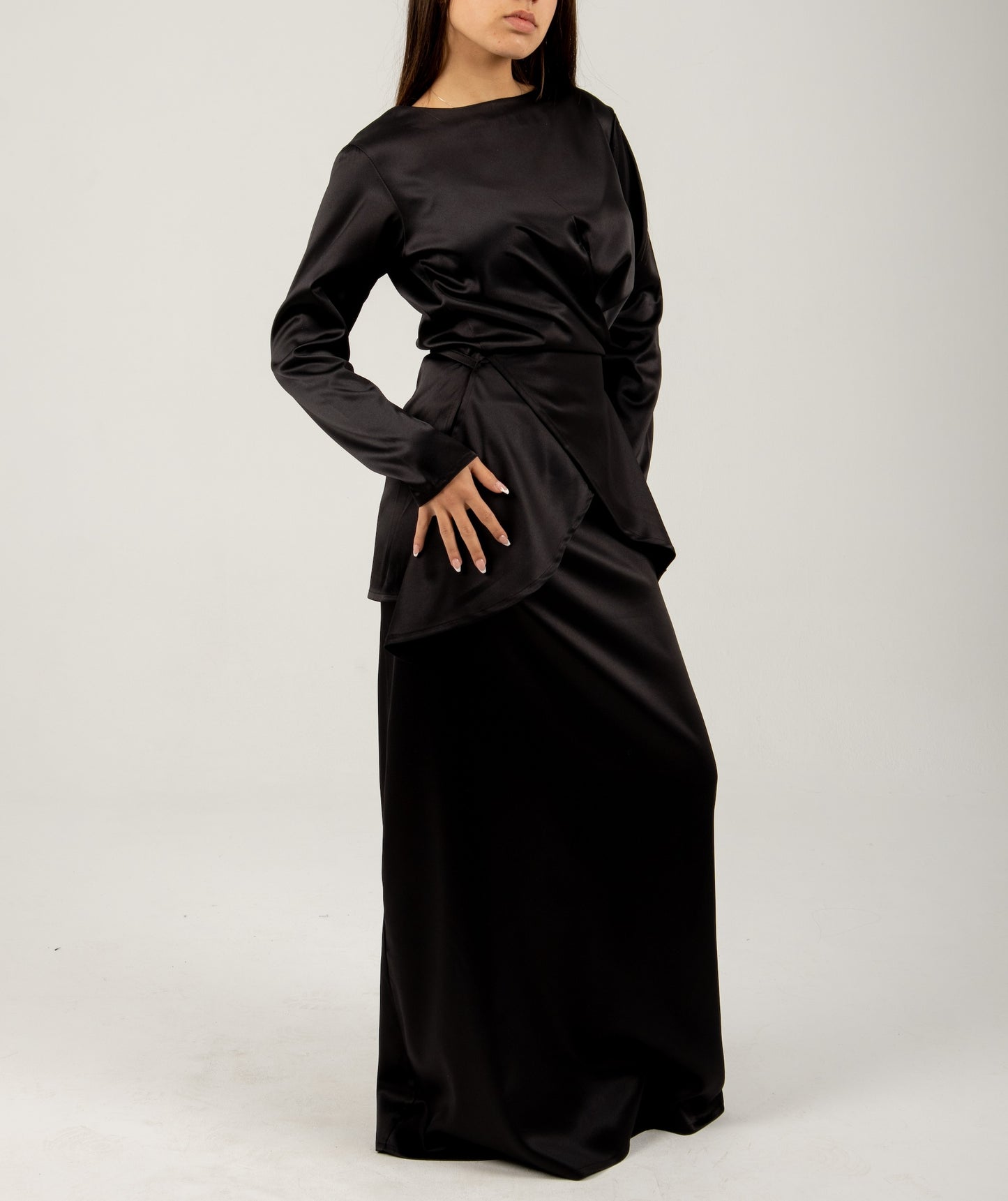 Mystery top in black satin