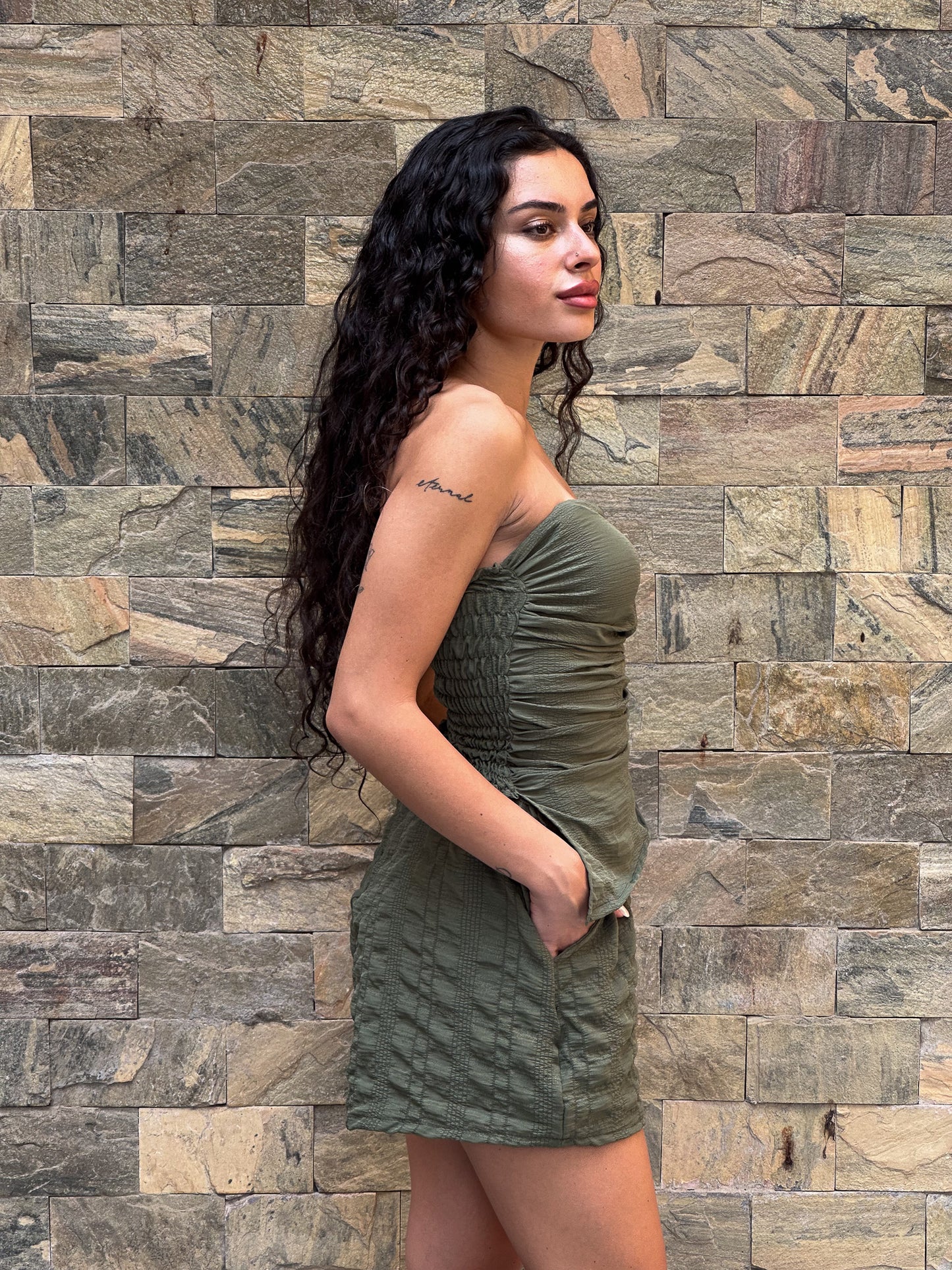 Candy set in olive (Top + Shorts)