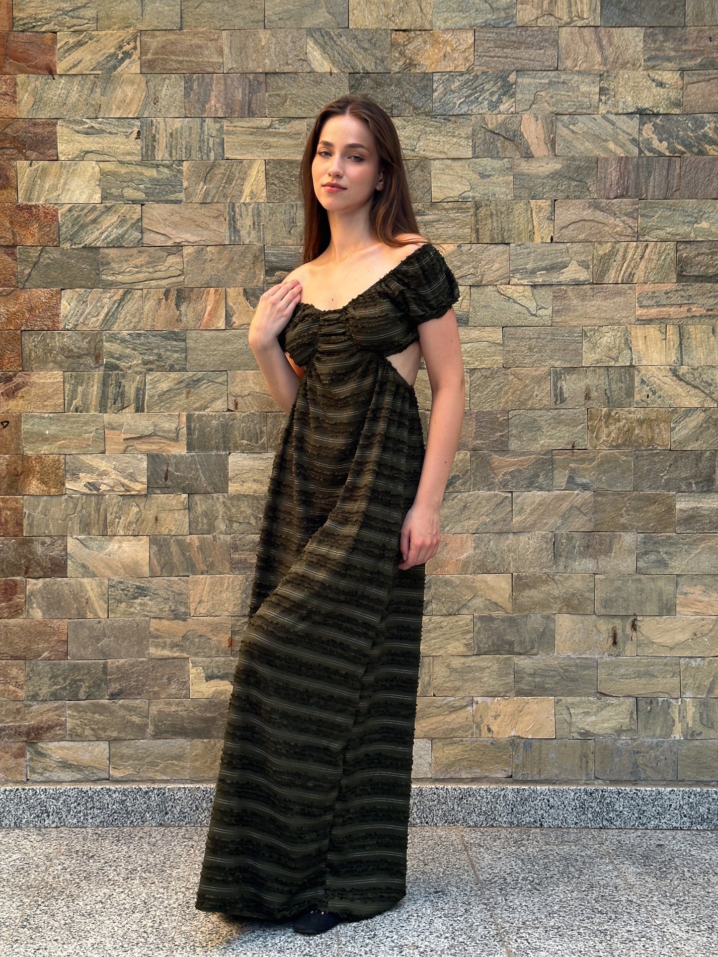 Elite dress in olive