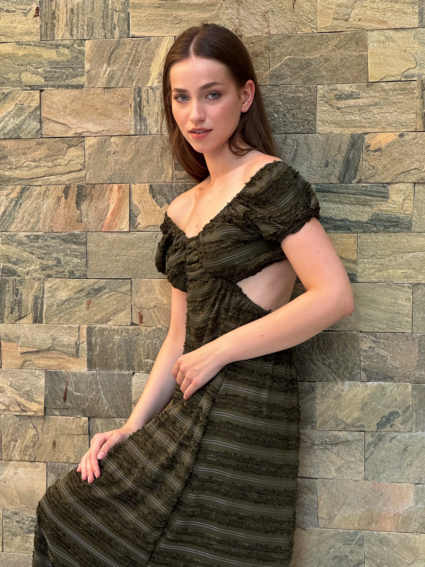 Elite dress in olive