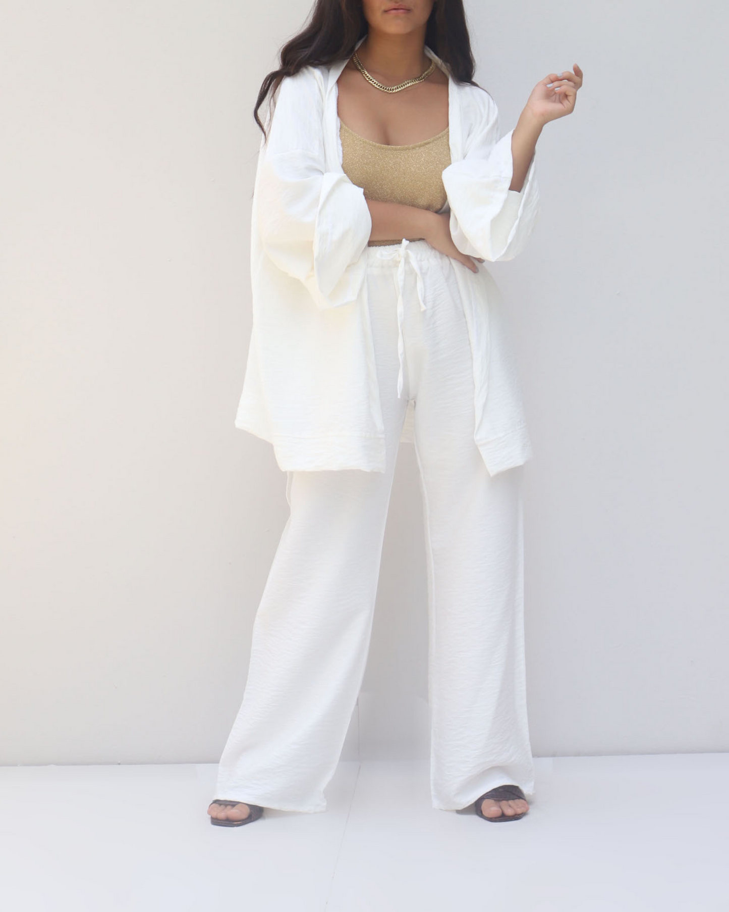 Around the world set (Kimono + Pants) in white