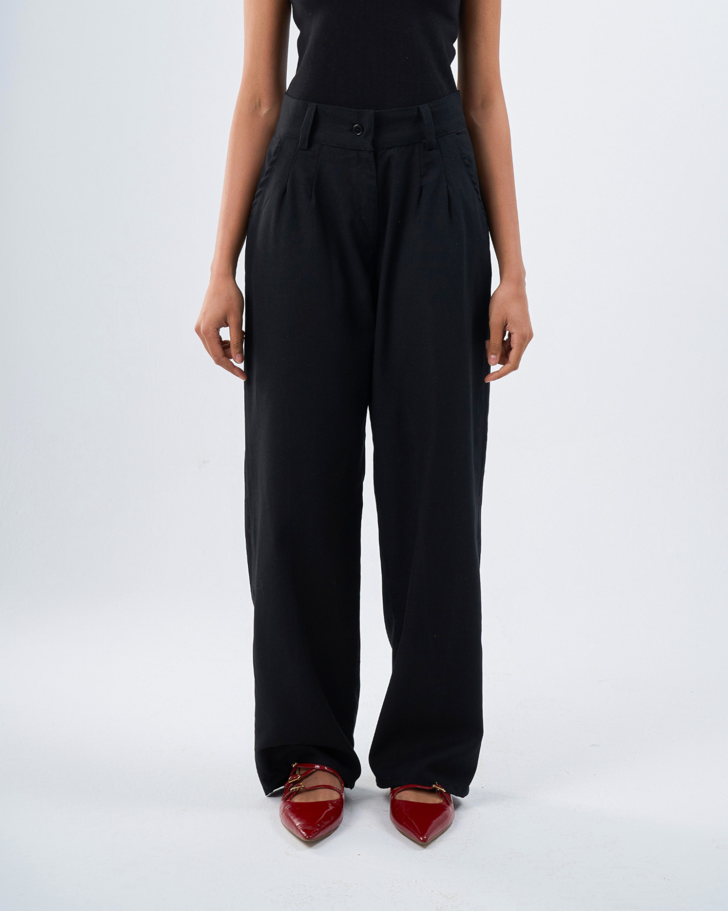 Linen tailored pants in black