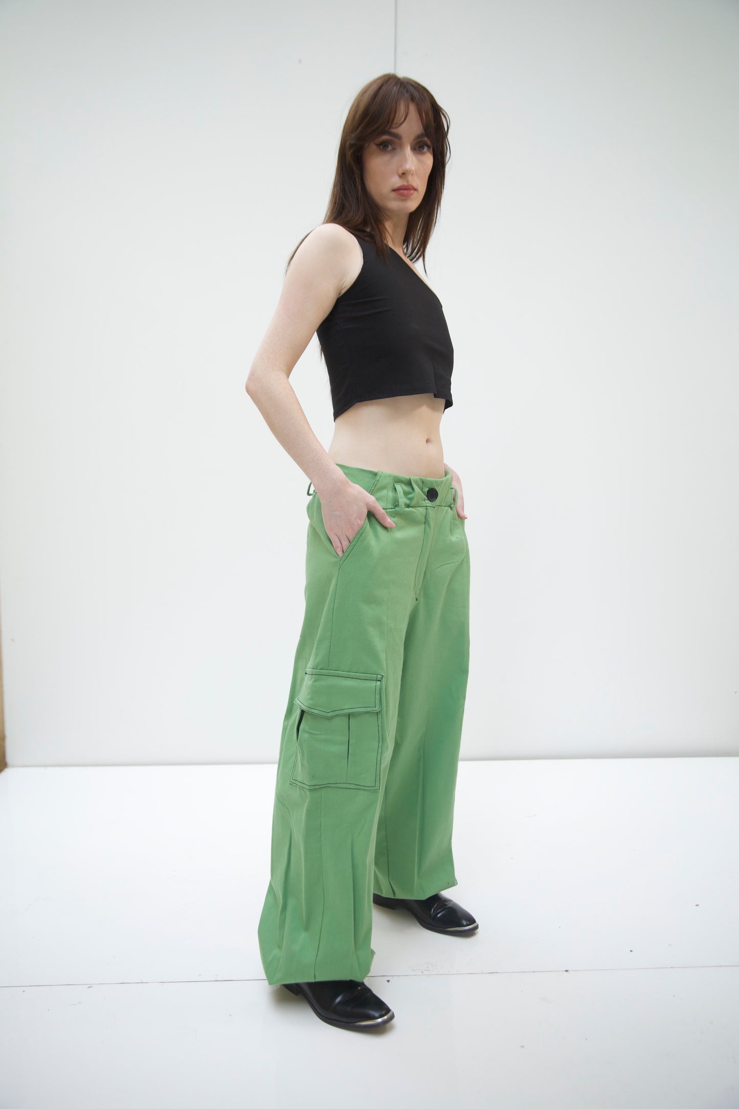 Grass parachute pants