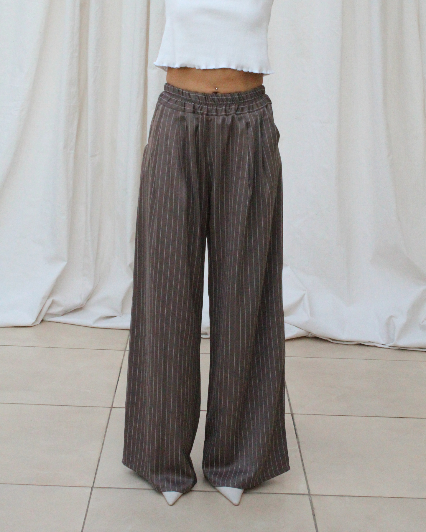 Dance pants in brown