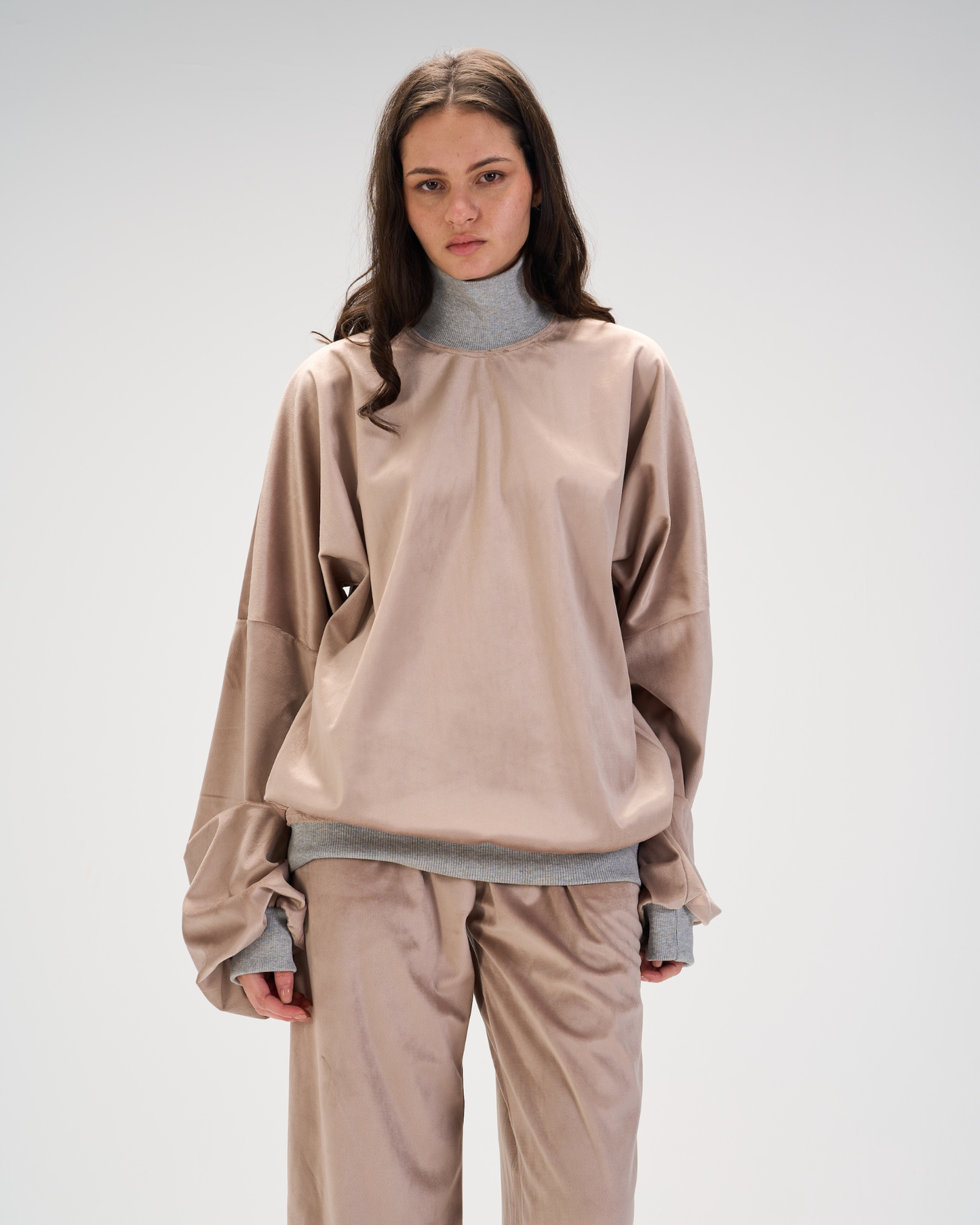 Oversized suede sweatshirt in beige
