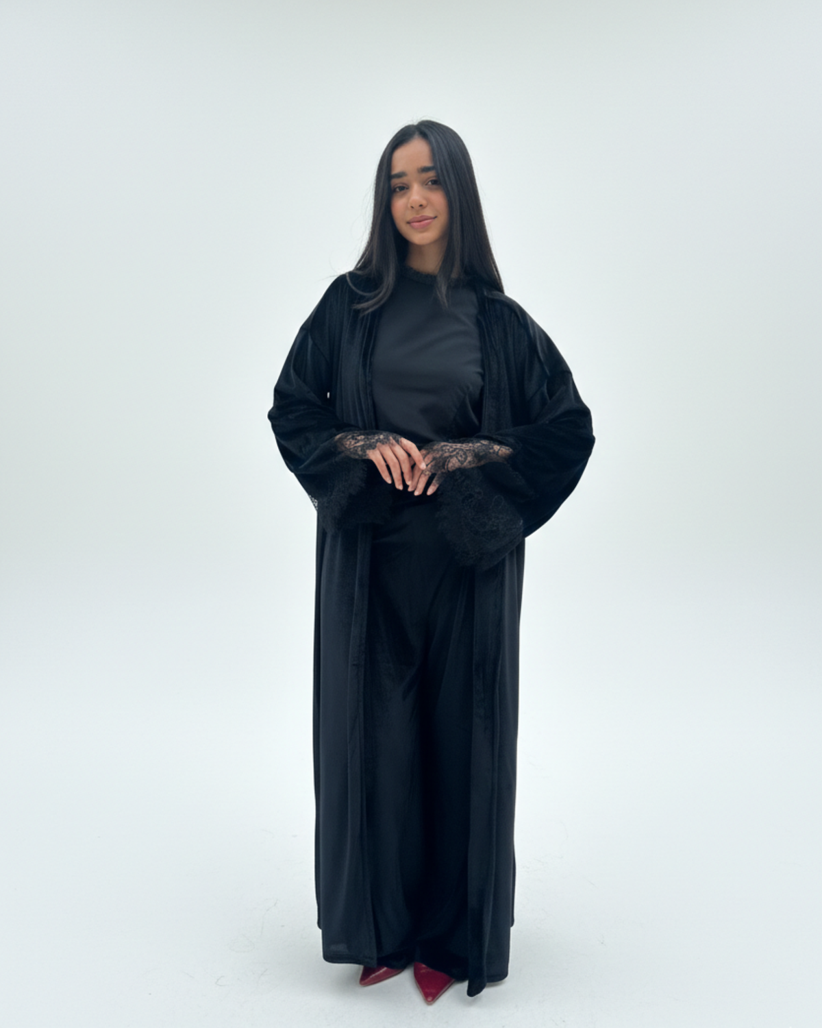 Lace kimono in black
