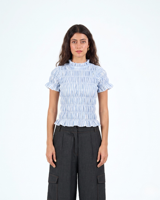 Smocked top in blue