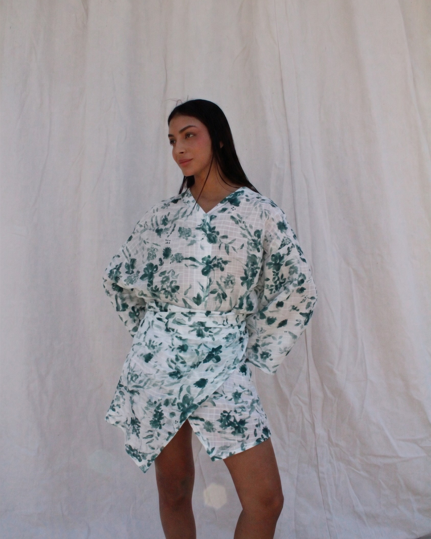 Summer wrap up shirt in floral green
