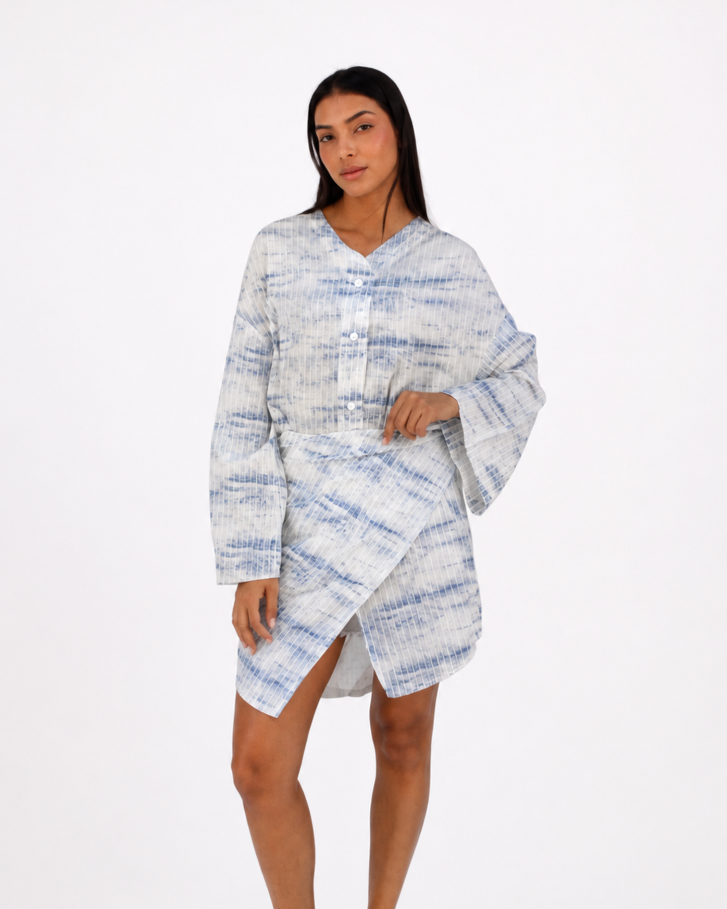 Summer wrap up shirt in wavy blue