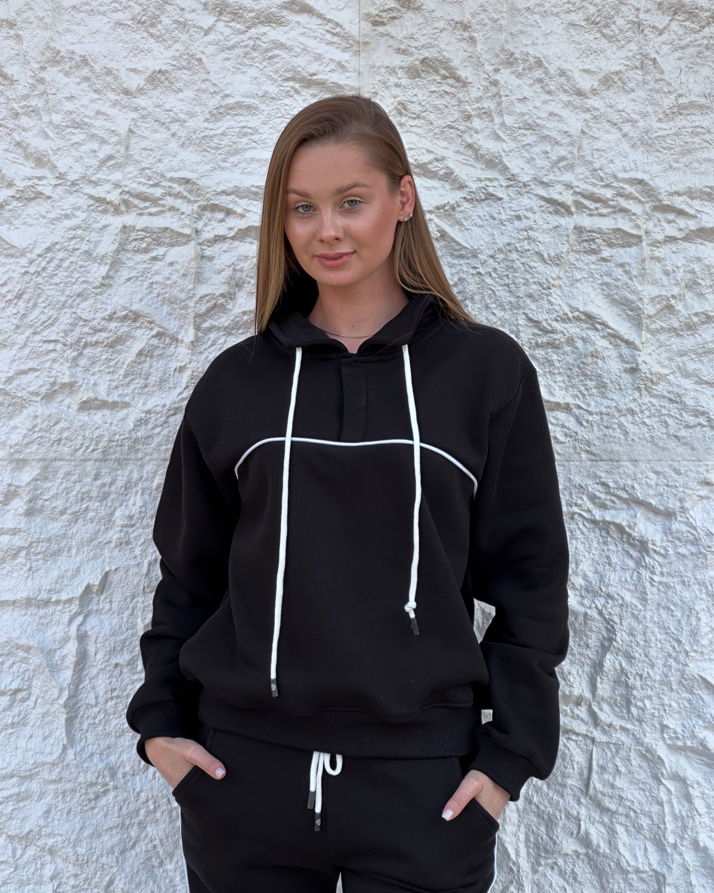 Run sweatshirt in black