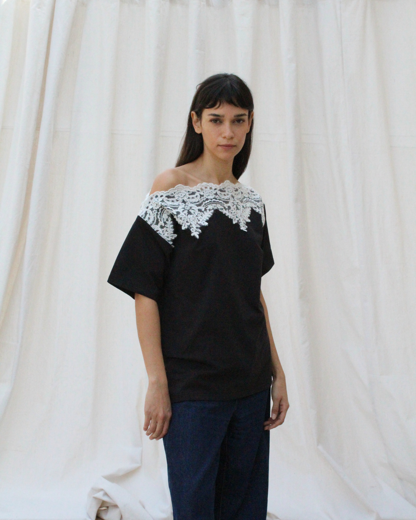 Queen T-shirt in black