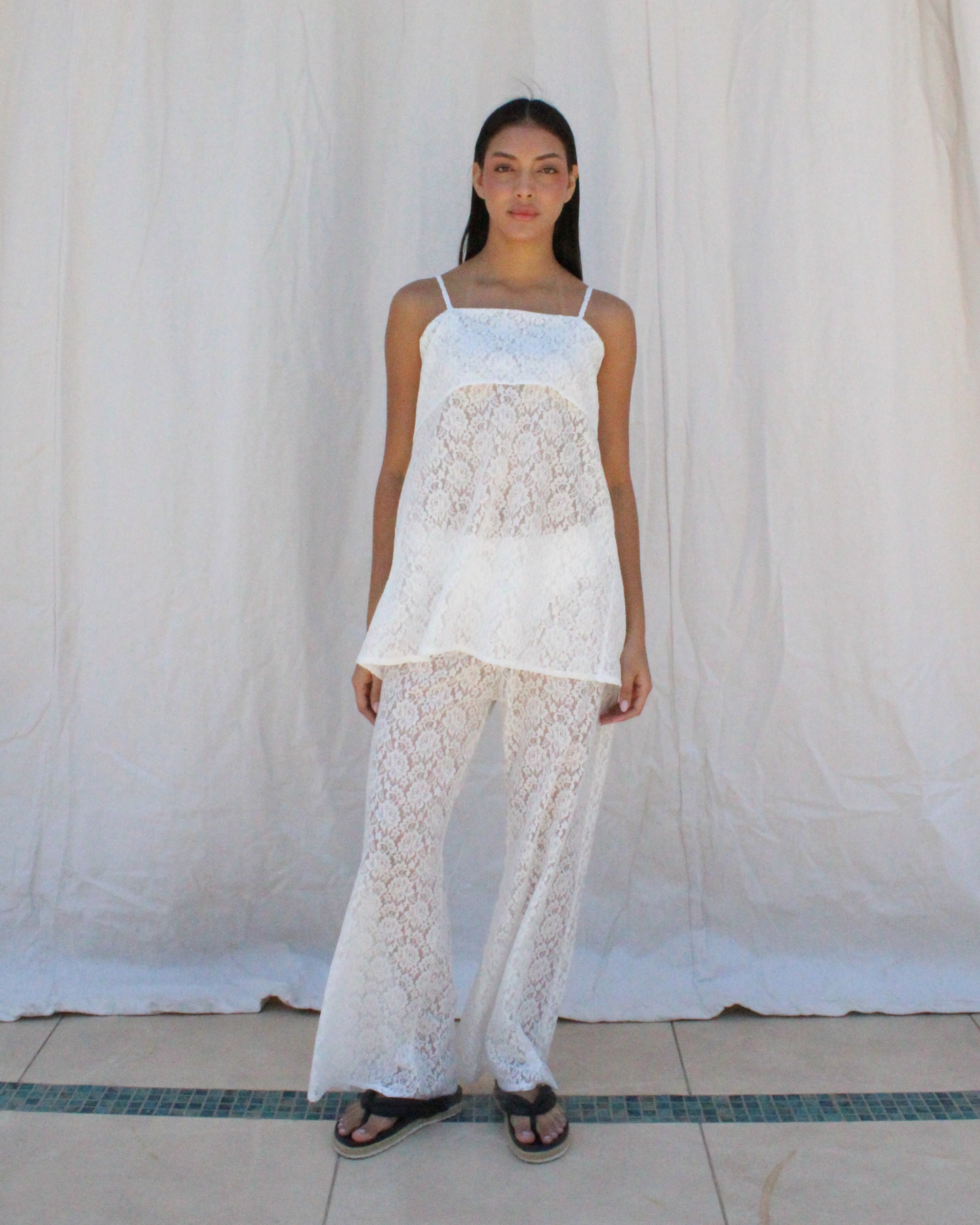 Lace beach pants in white