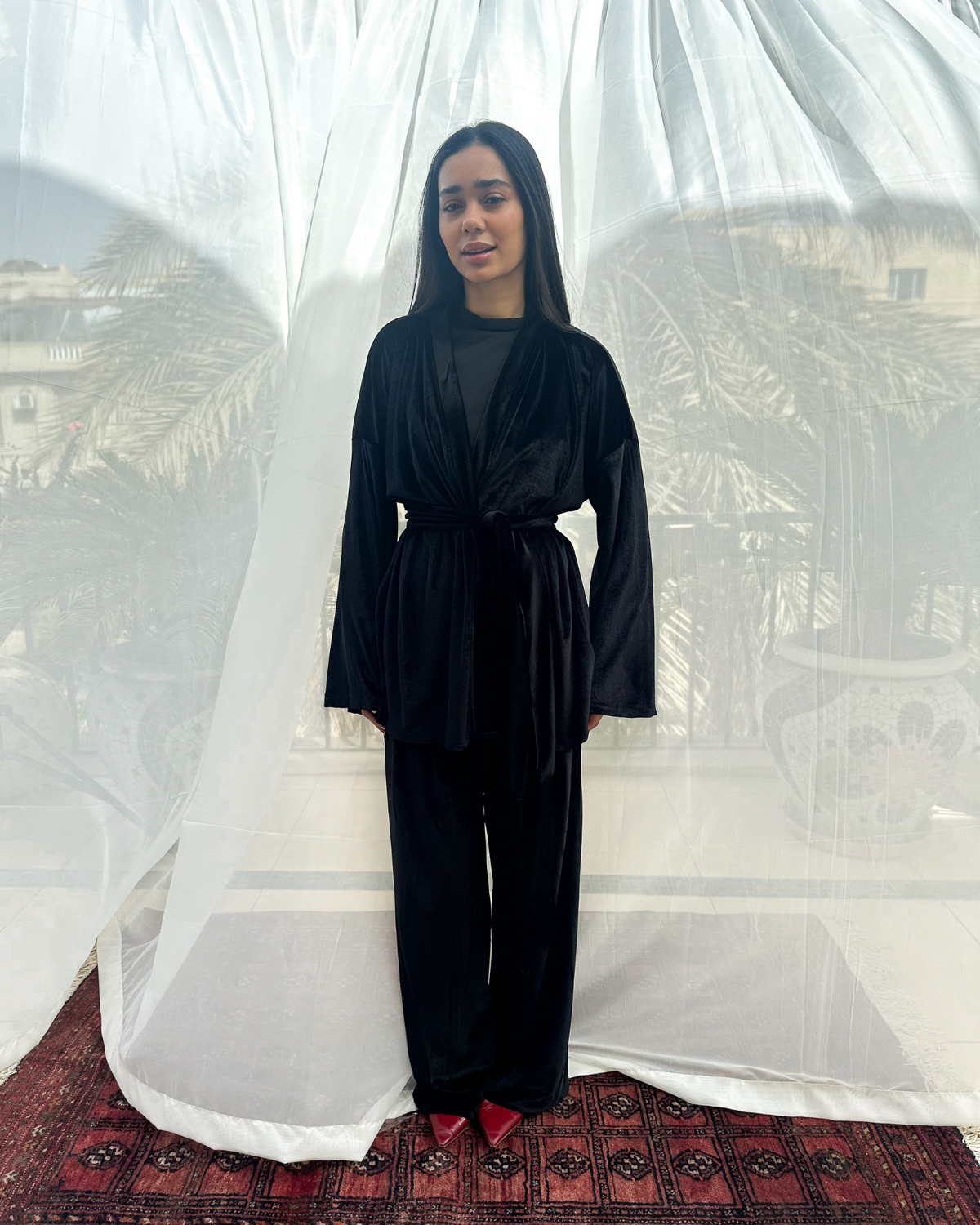 The basic kimono in black (Kimono + Belt)