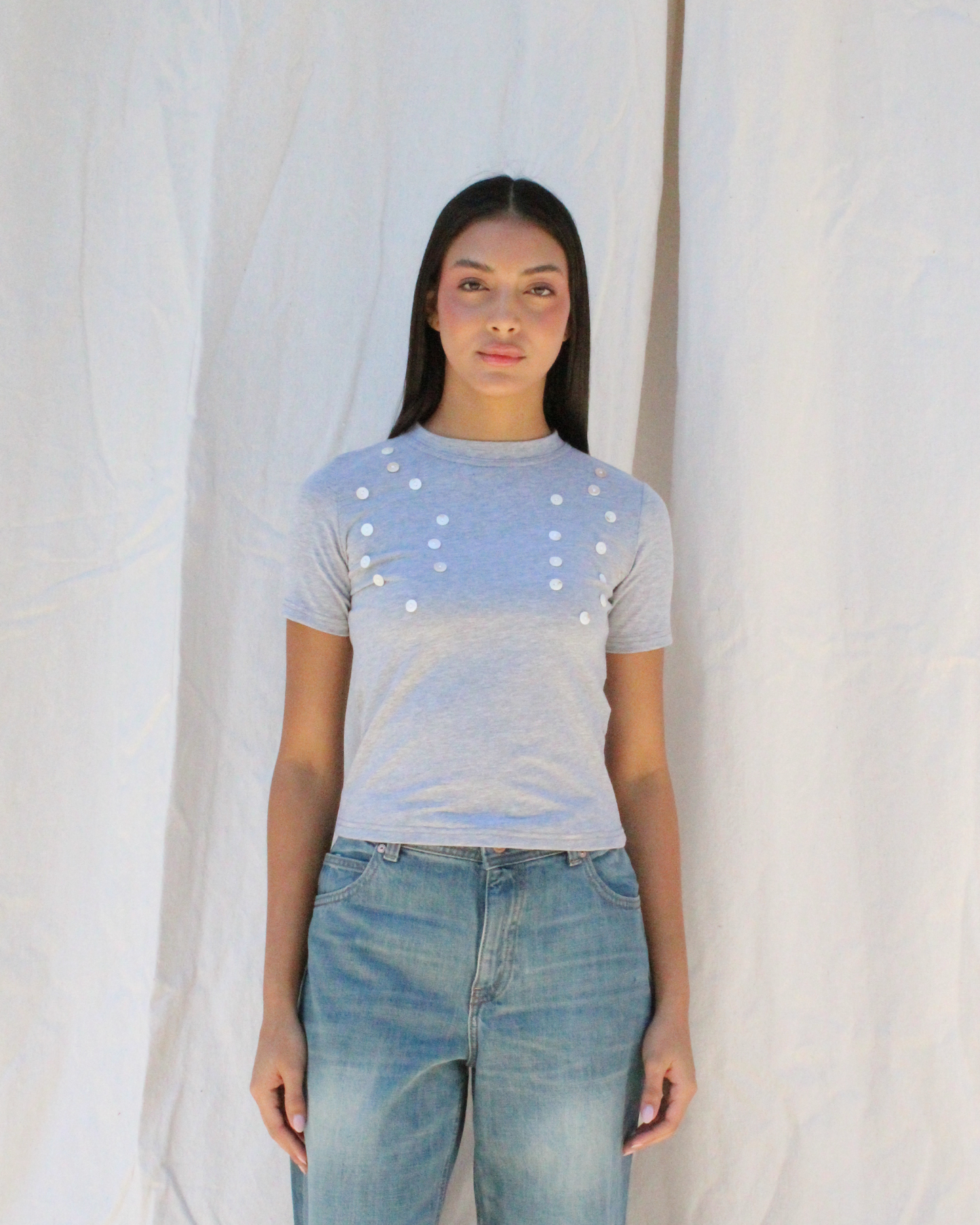 Button top in grey