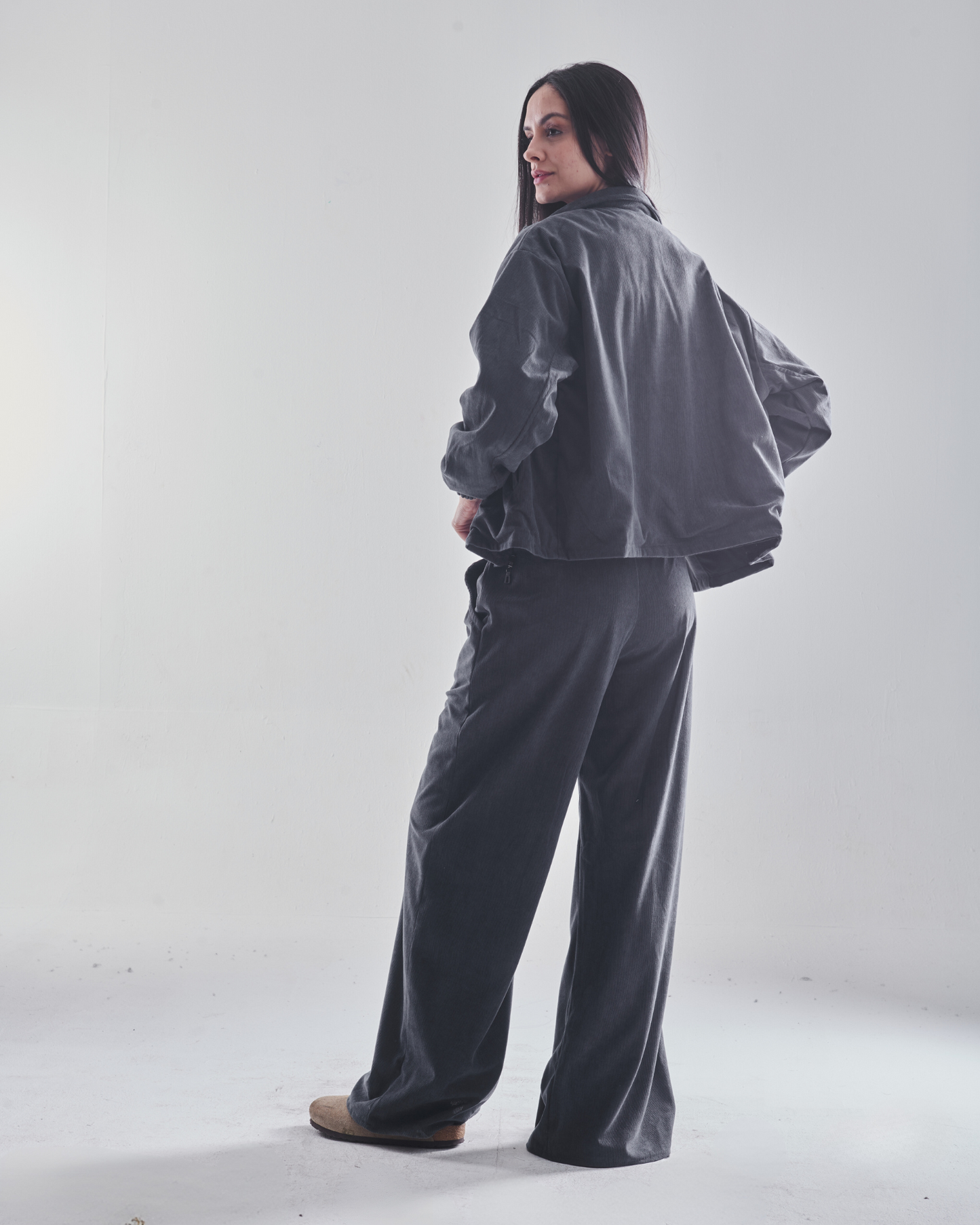Velvet wide legs pants in grey