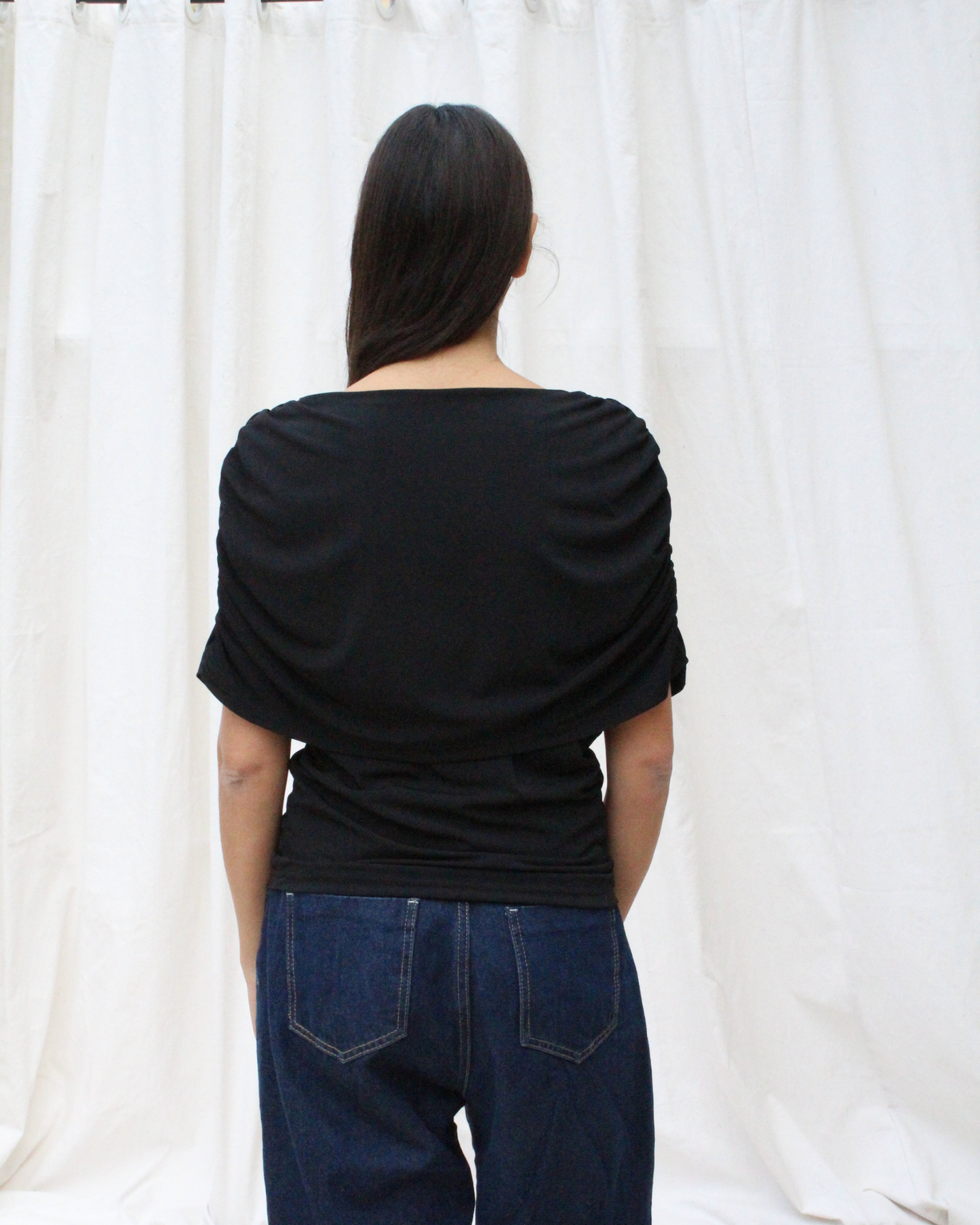 Wave short sleeve top in black