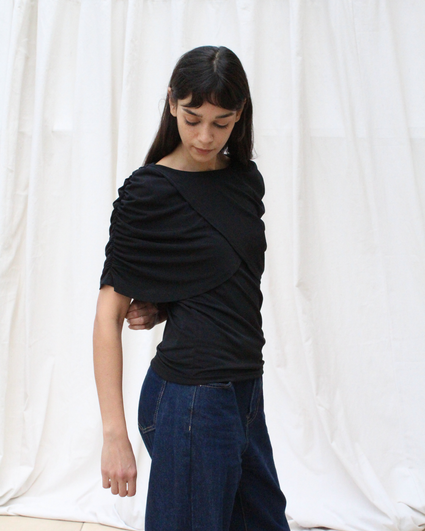Wave short sleeve top in black