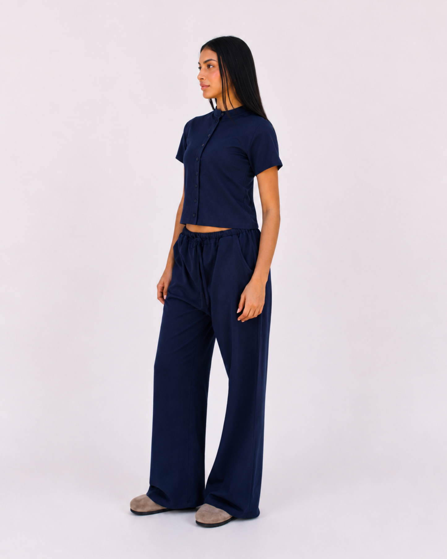 Relaxed set in navy (Top + Pants)