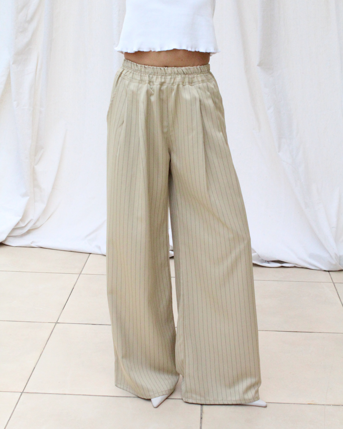 Dance pants in beige