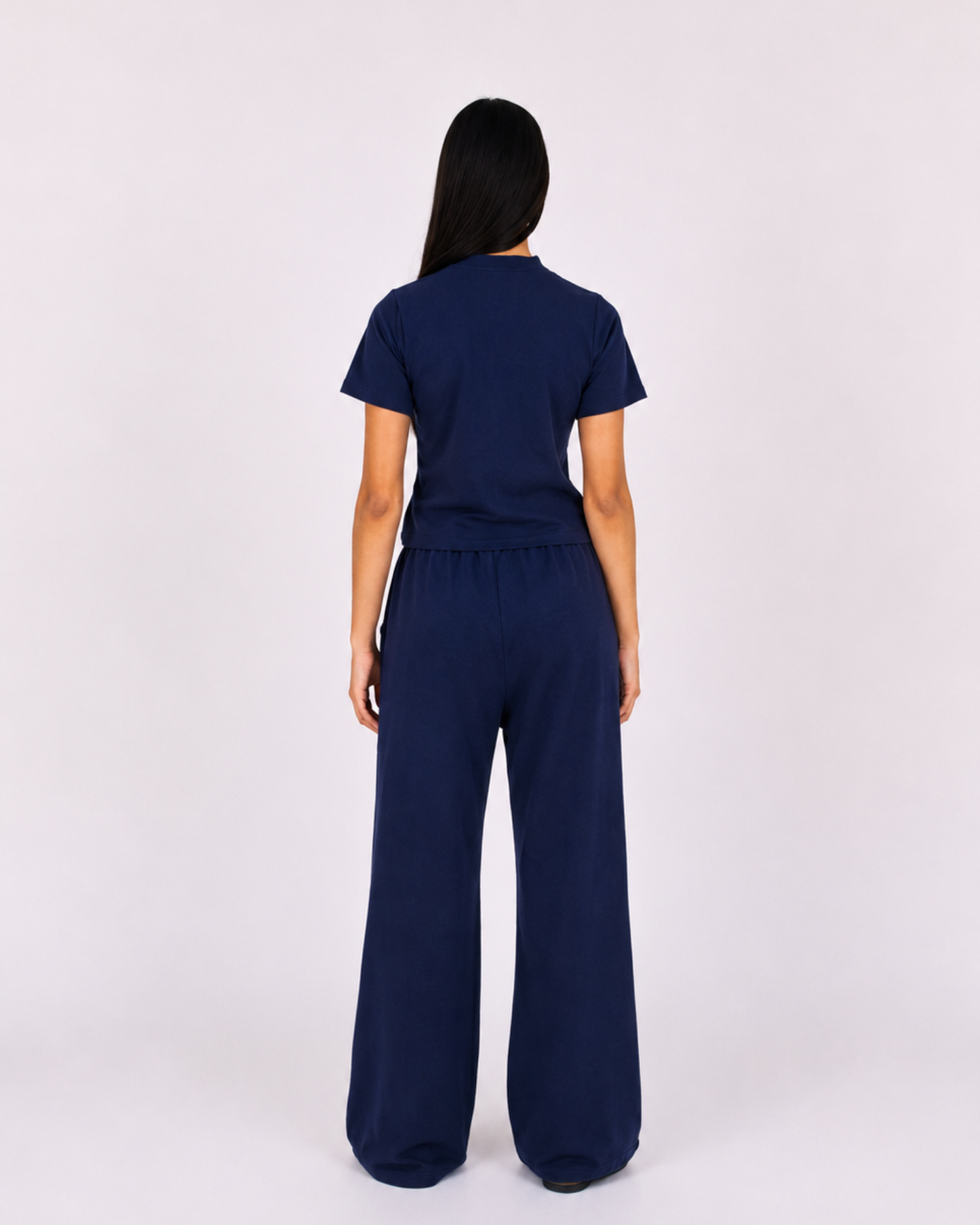 Relaxed set in navy (Top + Pants)