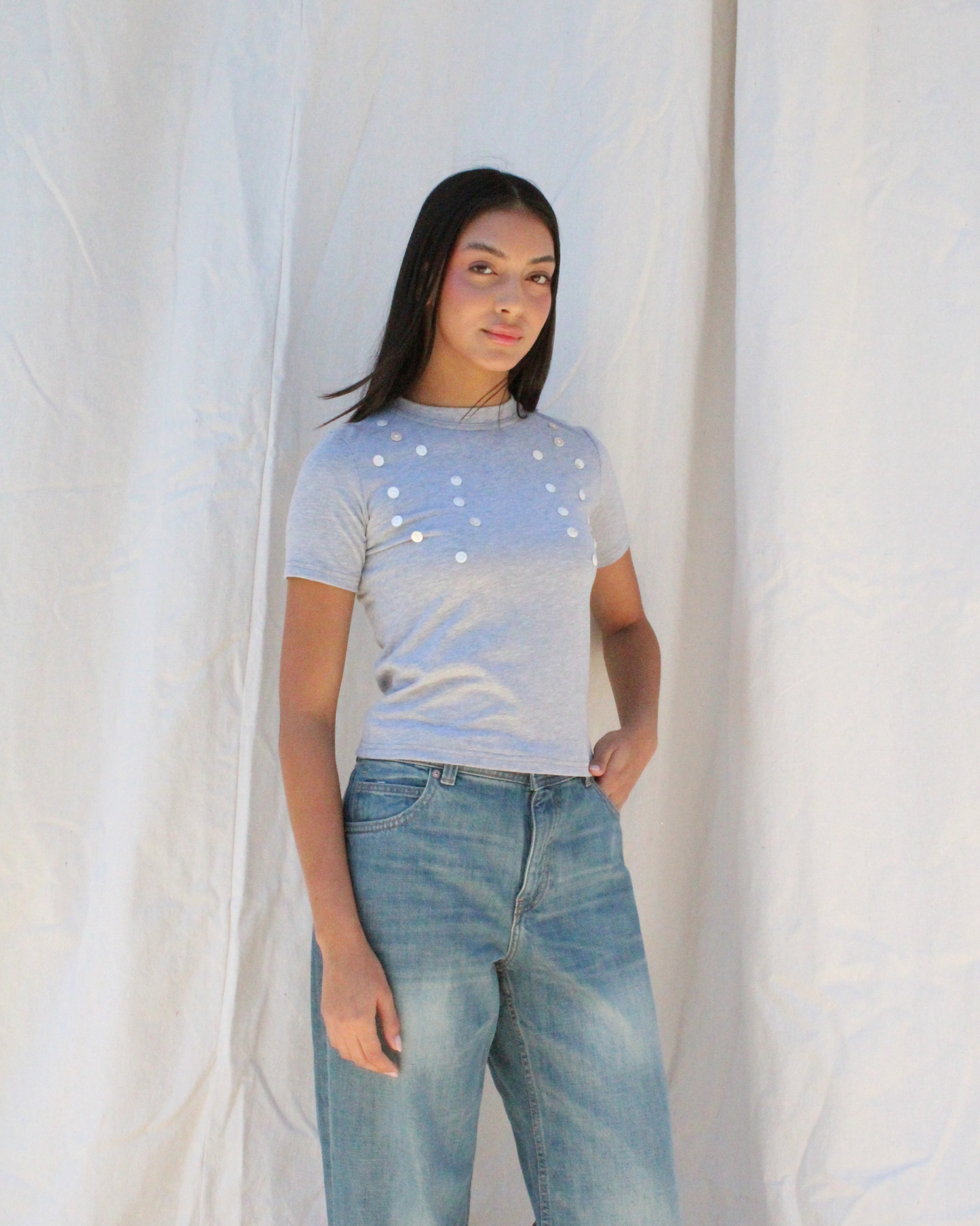 Button top in grey