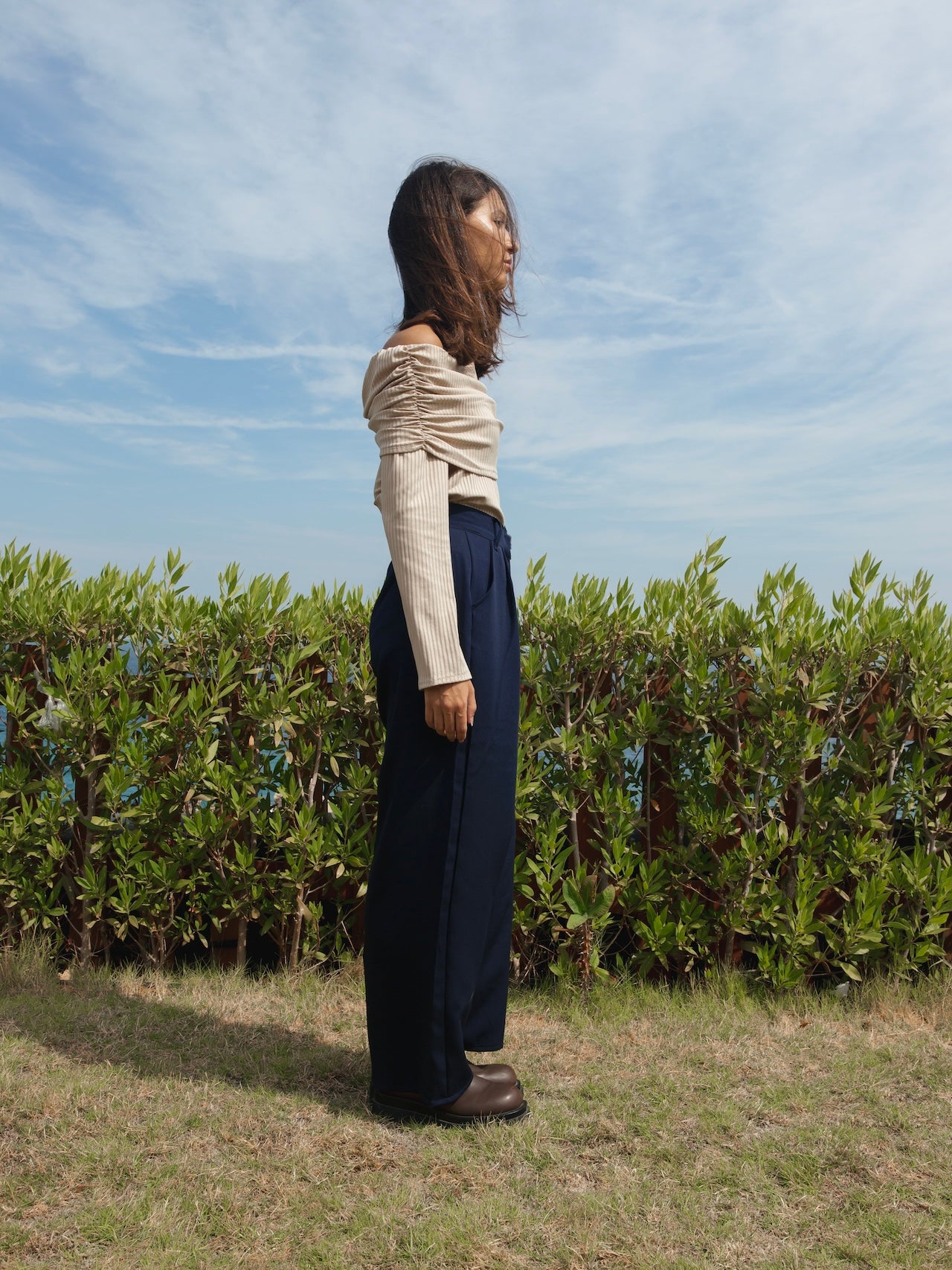 Loose pants in navy