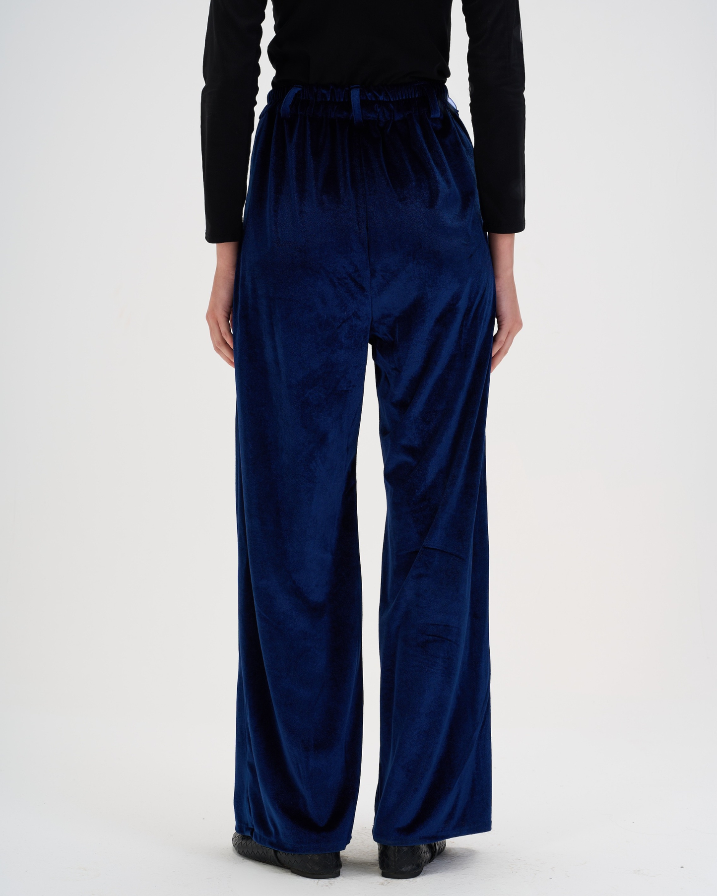 Main pants in navy velvet