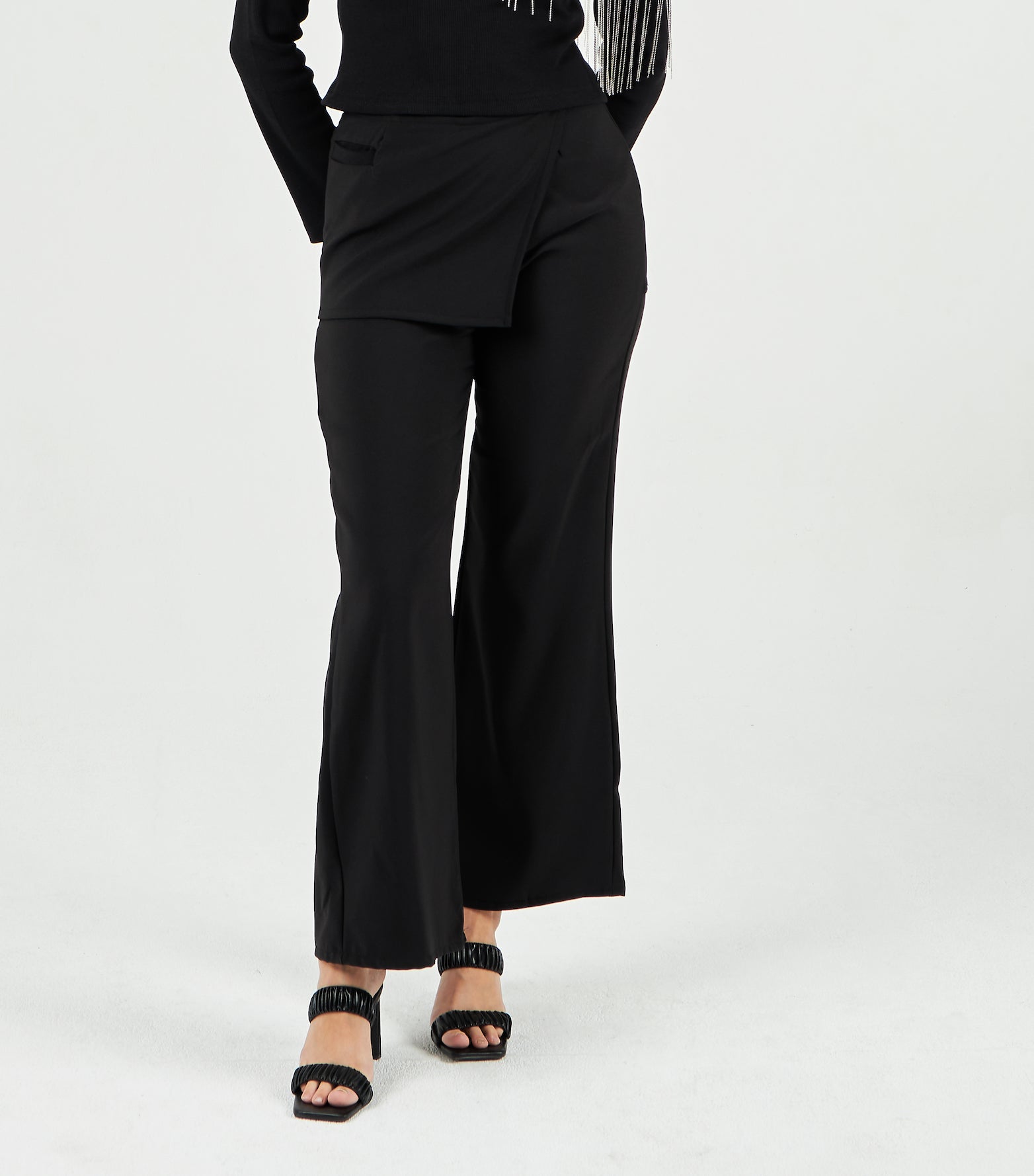 Silence pants in black