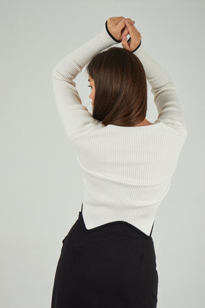 Zigzag top