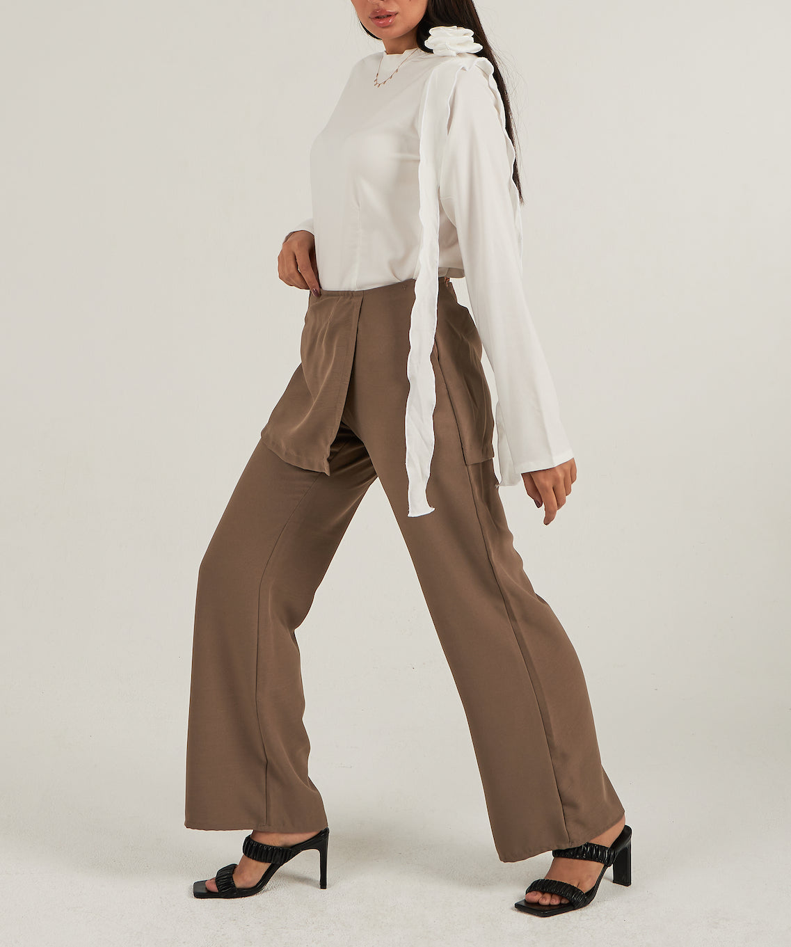 Silence pants in dark beige