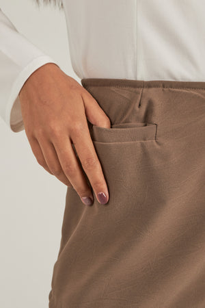 Silence pants in dark beige