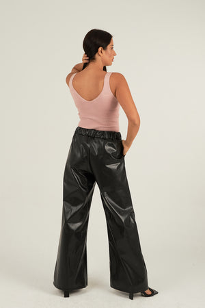 Flow leather pants in black
