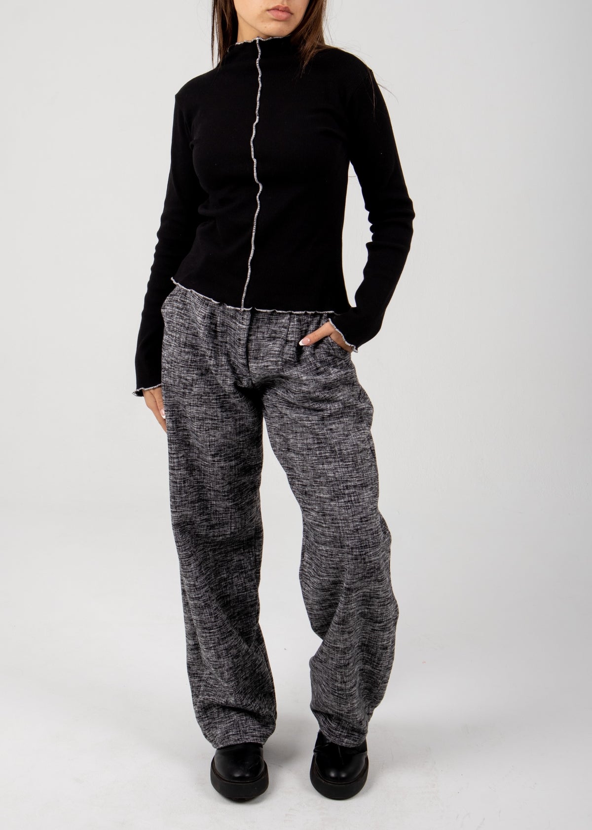 White Thread Top Rib top with white threads – Civilian Clothing