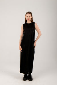 Basic shimmer dress in black
