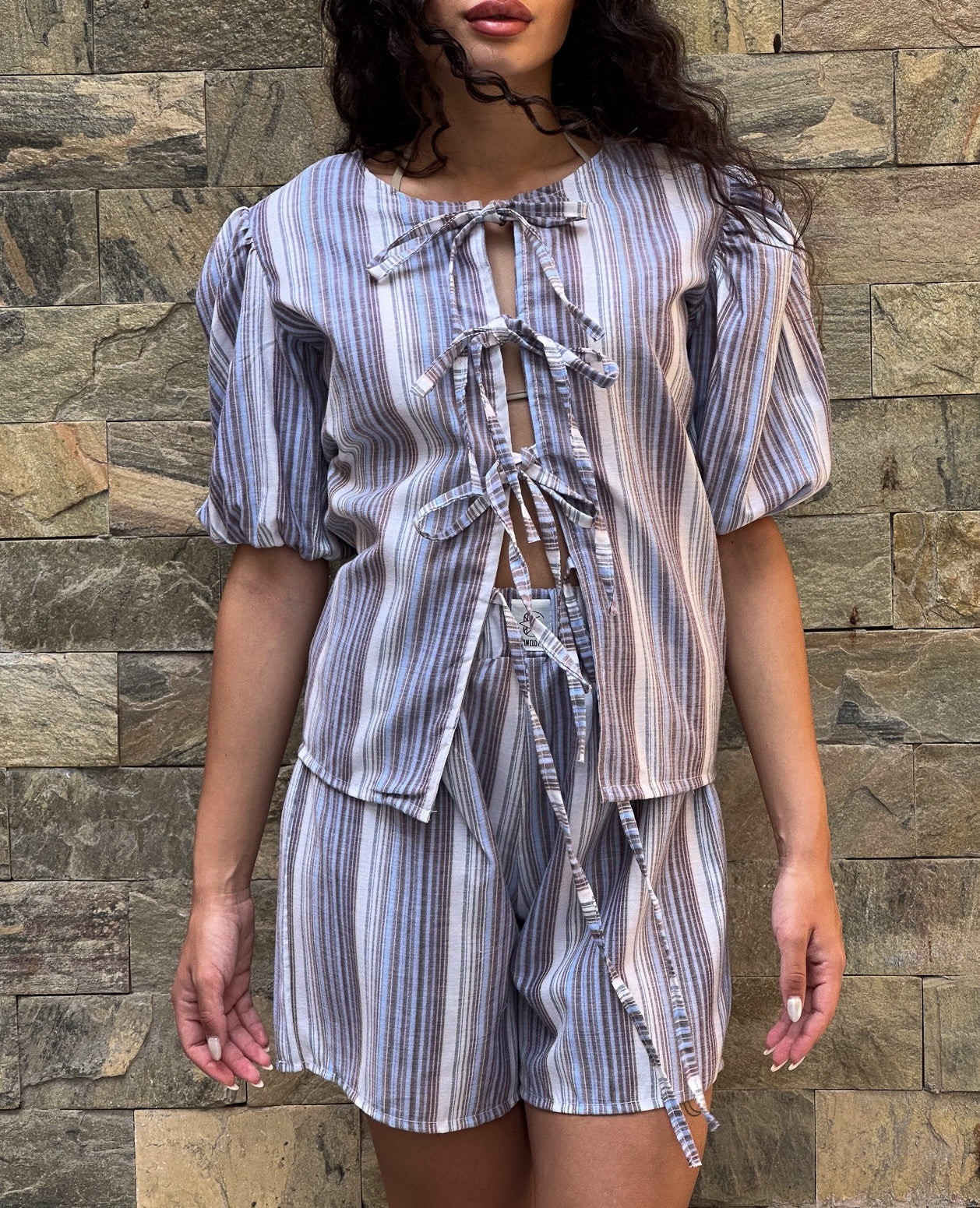 Tie shirt in blue x brown stripes