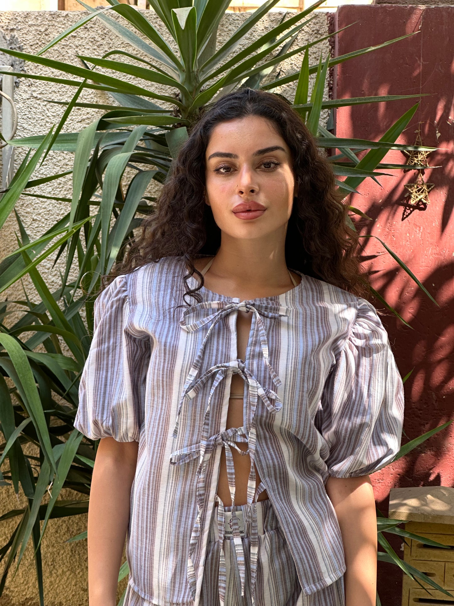 Tie shirt in blue x brown stripes