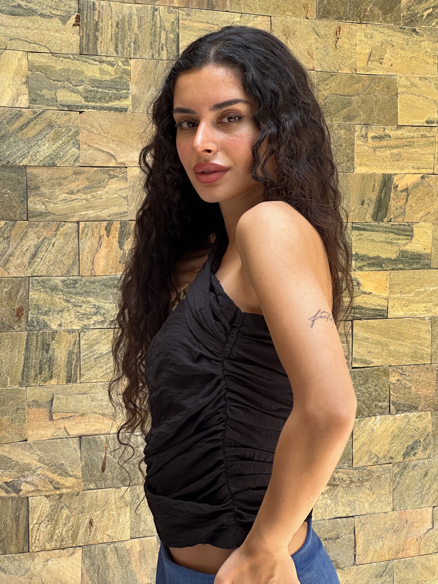 Yasmine top in black
