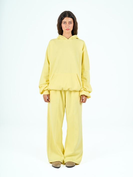 Butter yellow set (Sweatshirt + Pants)