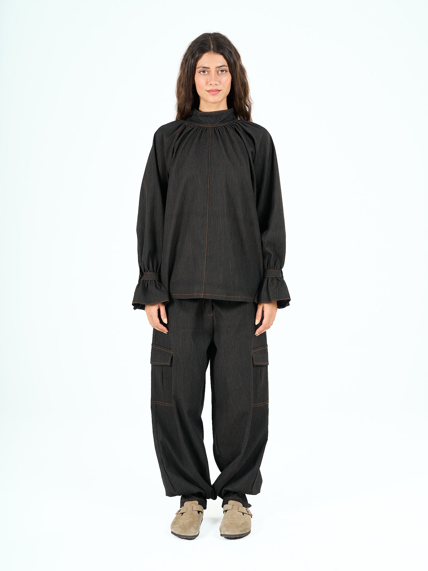 Parachute top in black tie dye denim