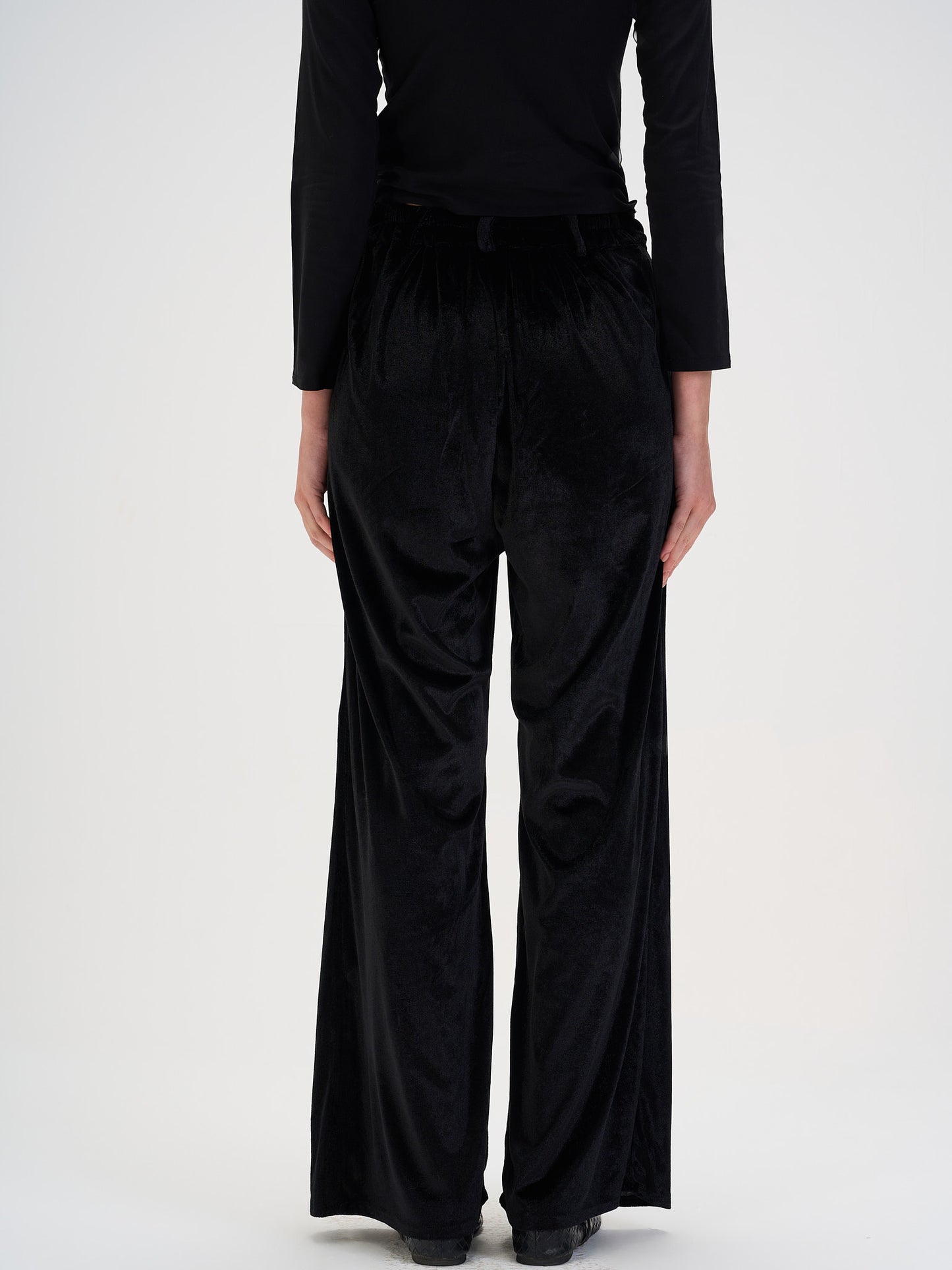 Main pants in velvet black
