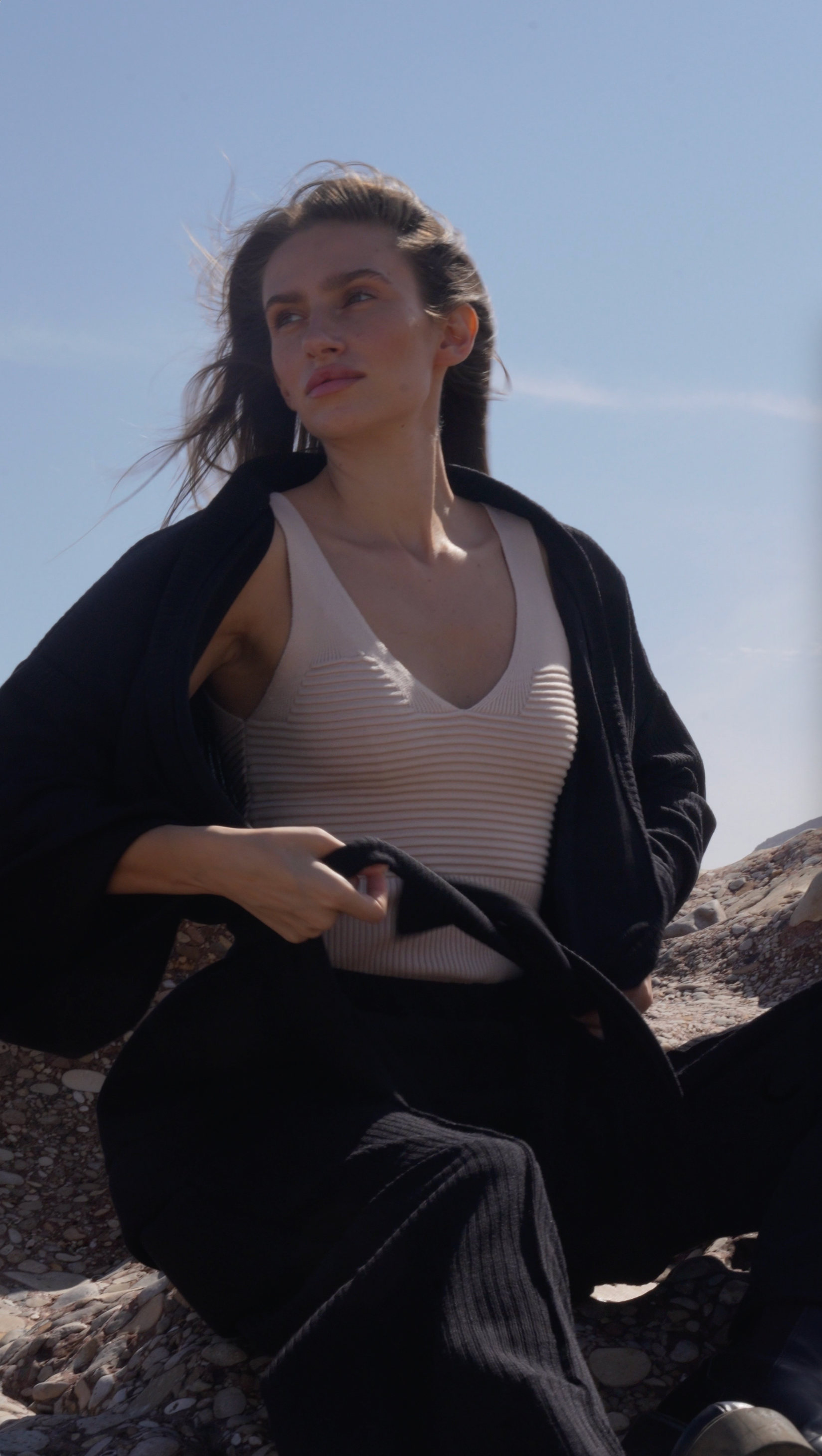 Hug top in beige