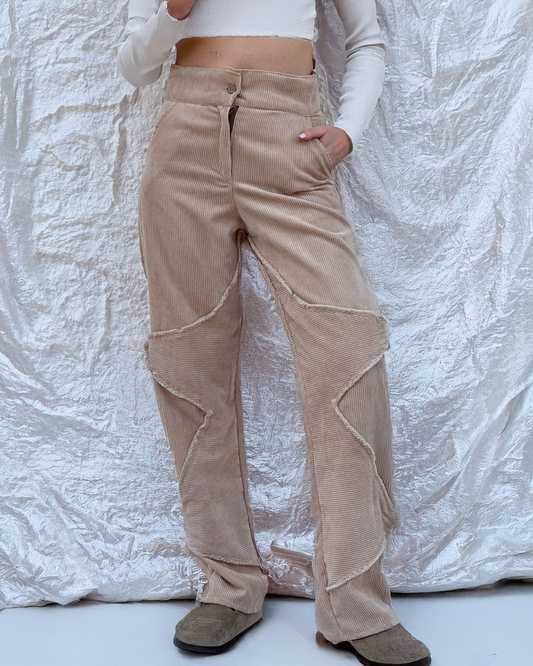 Star pants in beige