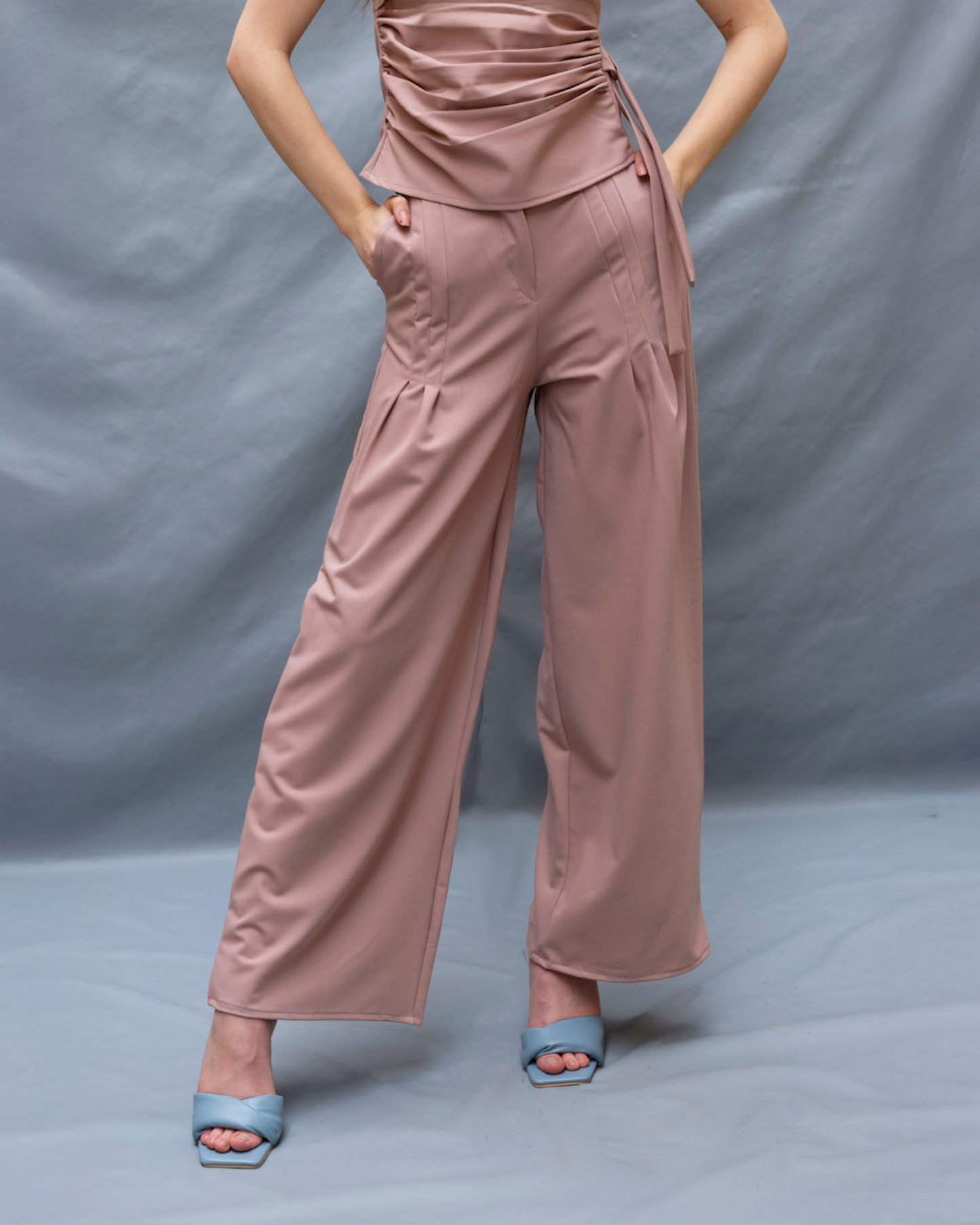 Upgrade pants in pink