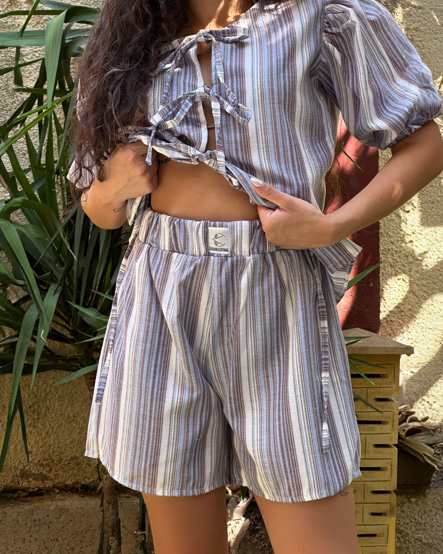 Boxer shorts in blue X brown stripes